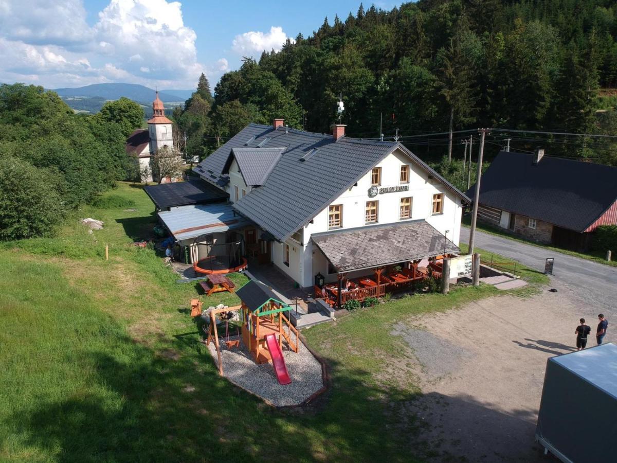 Penzion Stvanice Staré Město エクステリア 写真